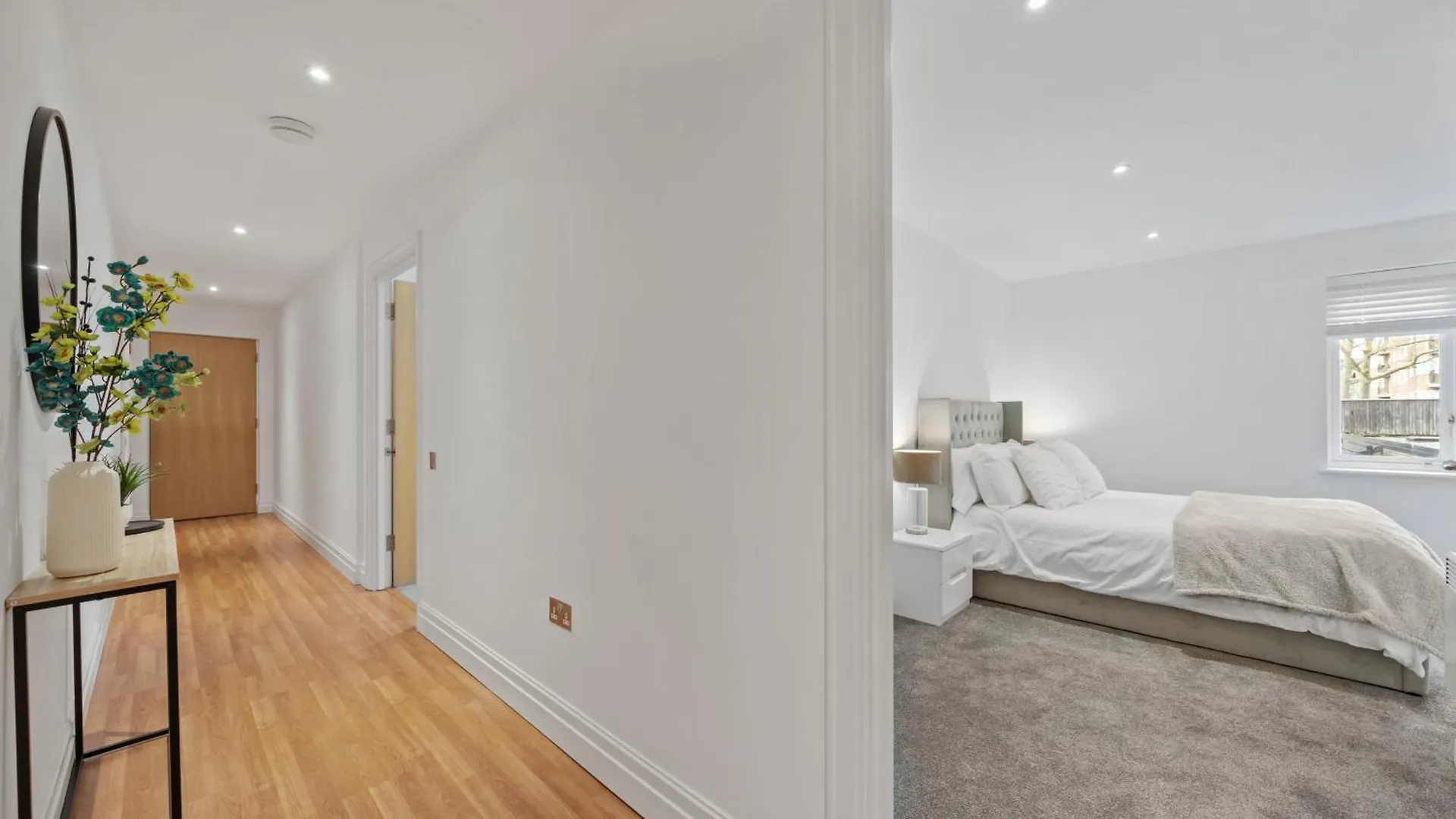 2 Bedroom Apartment In Hoxton Square, Shoreditch, London, N1  London